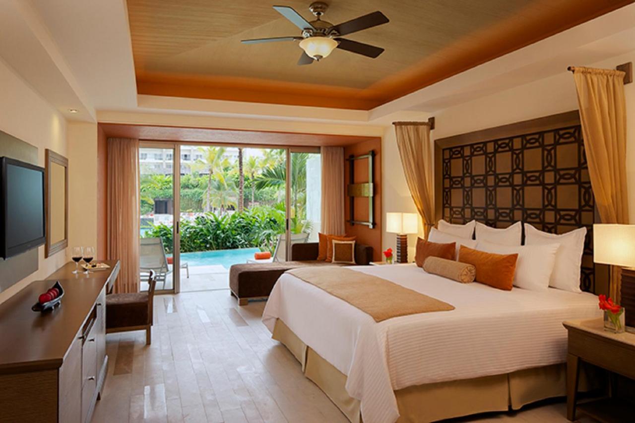 Resort Dreams Vallarta Bay & Puerto Vallarta